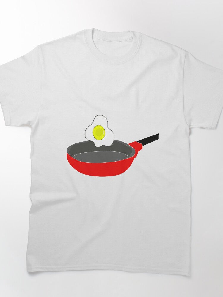 egg in pan Classic T-Shirt